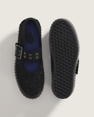 Women Vans Mary Jane Creeper Shoe in Spooky Black