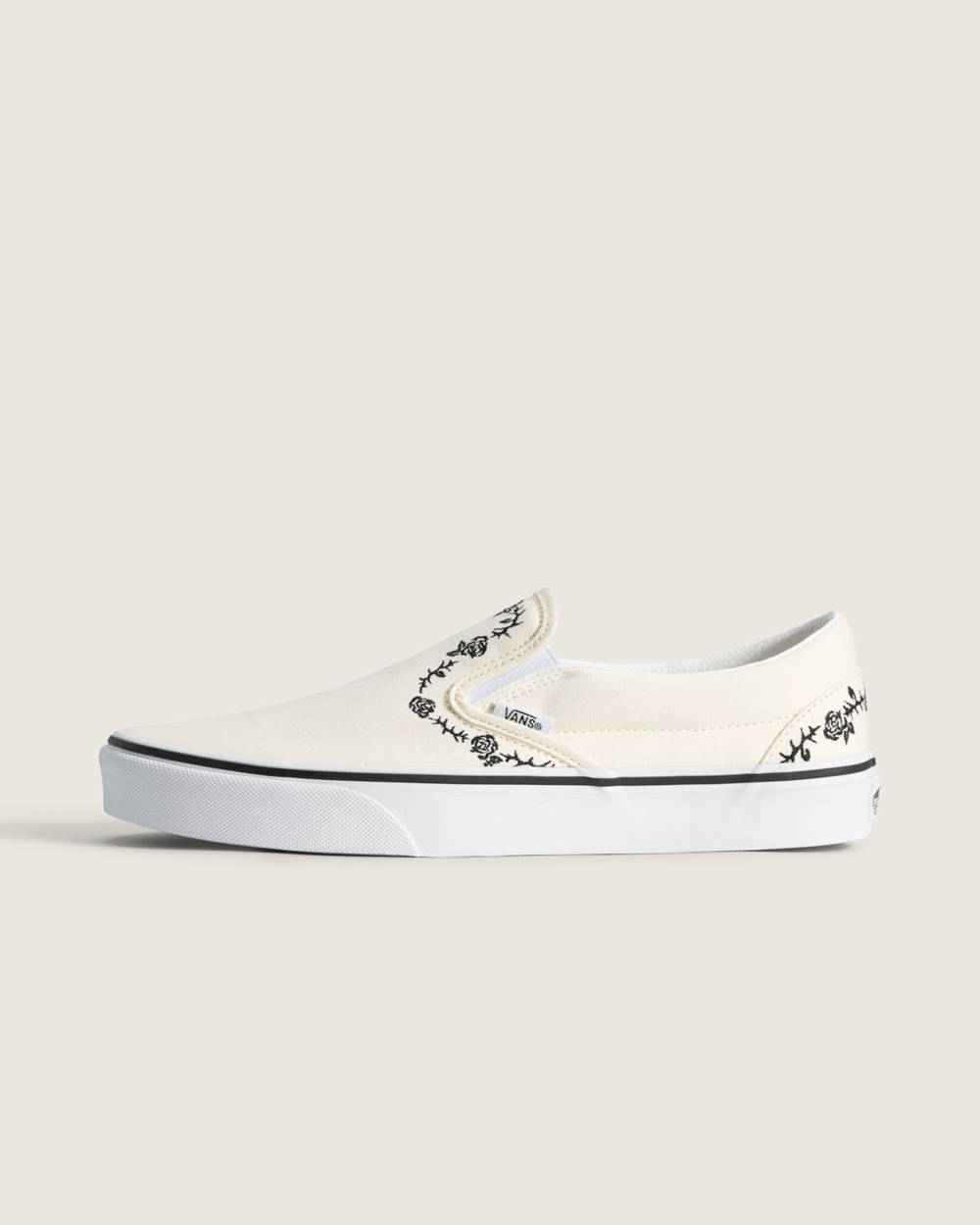 Women|Men Vans Classic Slip-On Shoe in Classic White