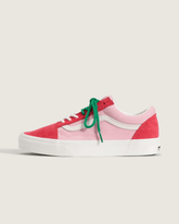 Women Vans Old Skool Shoe in Crimson Haze Red