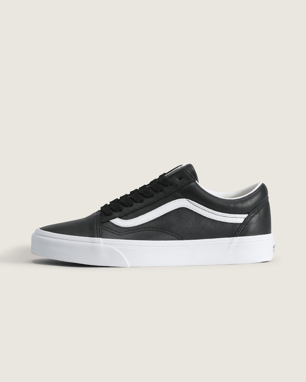 Women|Men Vans Old Skool Shoe in Black / True White