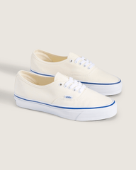 Women Vans Premium Authentic Shoe in Off White / White