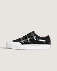 Women Vans Premium Old Skool Wrap Karina Shoe in Black / White