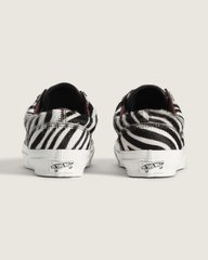 Women Vans Premium Old Skool 36 Shoe in Zebra Black / White