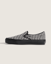 Women|Men|Sale Vans Premium Classic Slip-On Shoe in Houndstooth Black / White