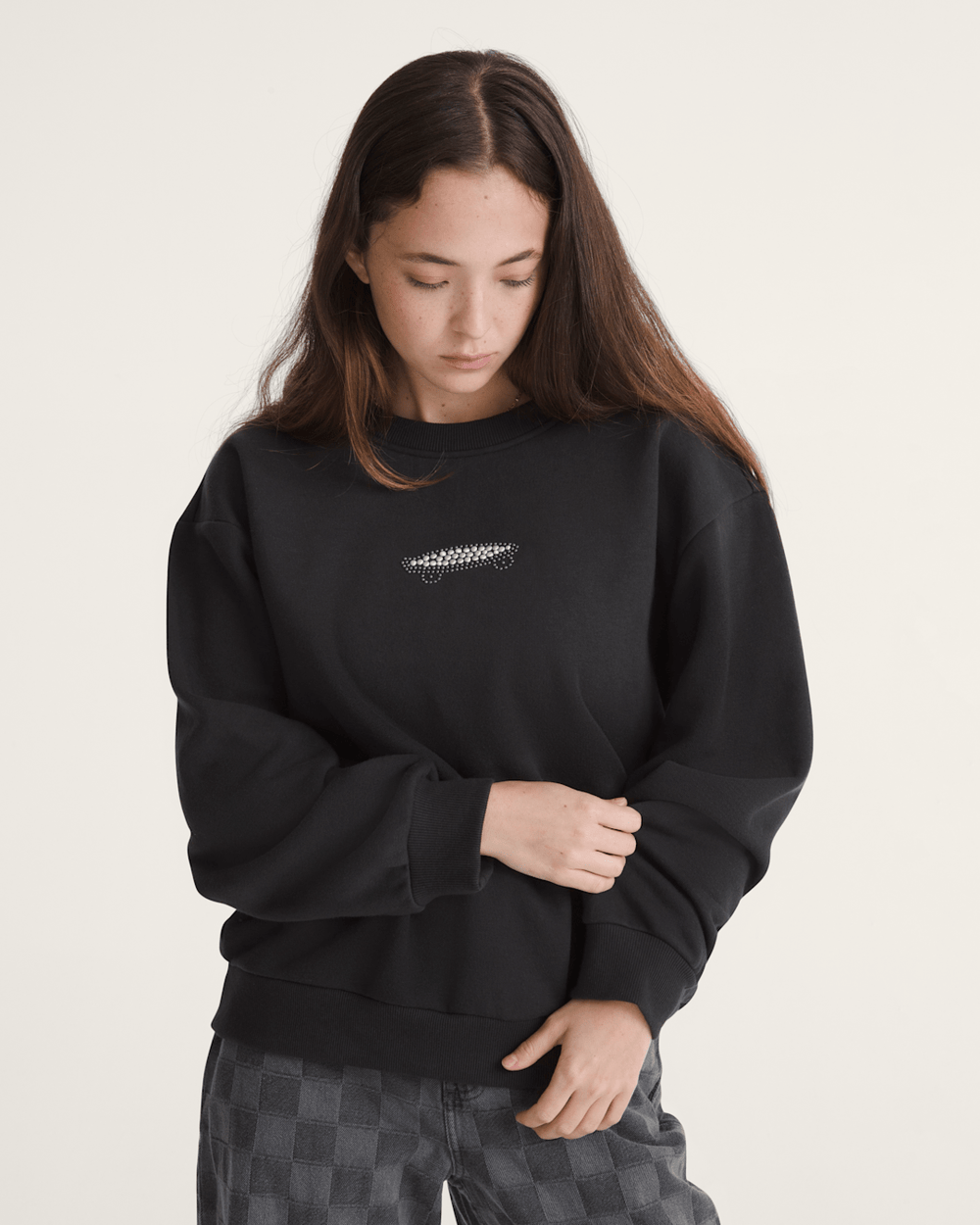 Women Vans Salton Pearls Crew Sweatshirt in Black