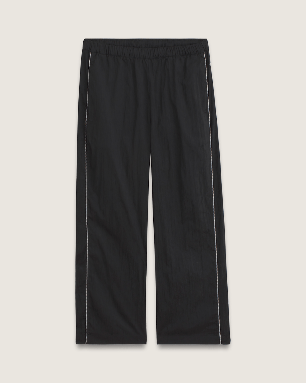 Women Vans Nyla Track Pant in Black