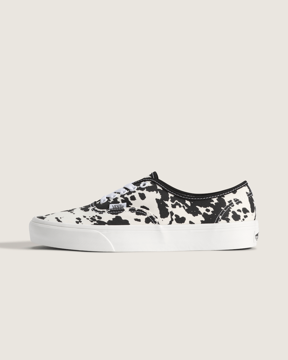 Men Vans Authentic Shoe in Cow Black / Brown