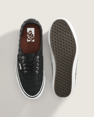 Men Vans Premium Authentic Shoe in Checkerboard Blackout