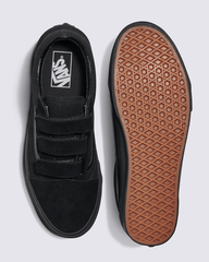 Men Vans Old Skool V Shoe in Triple Black