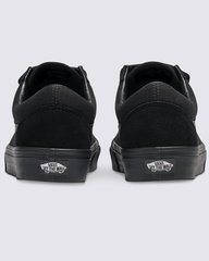 Men Vans Old Skool V Shoe in Triple Black