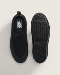 Men Vans Mid-Slip Insulated Shoe in Black