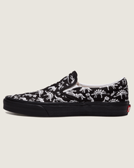 Men Vans Customs Classic Slip-On Shoe in Customs