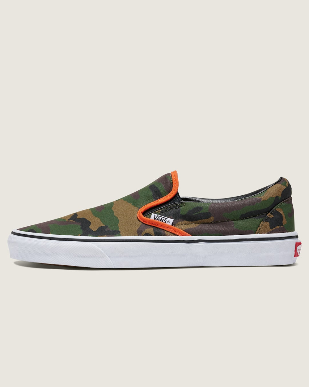 Men Vans Customs Classic Slip-On Shoe in Camo Jungle Green