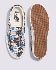 Men Vans Customs Classic Slip-On Shoe in Customs
