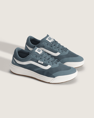 Men Vans UltraRange 2.0 Shoe in Stormy Weather Black
