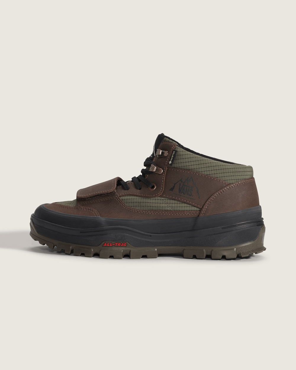 Men Vans Mountain Mid GORE-TEX Insulated Shoe in Dark Green / Dark Brown