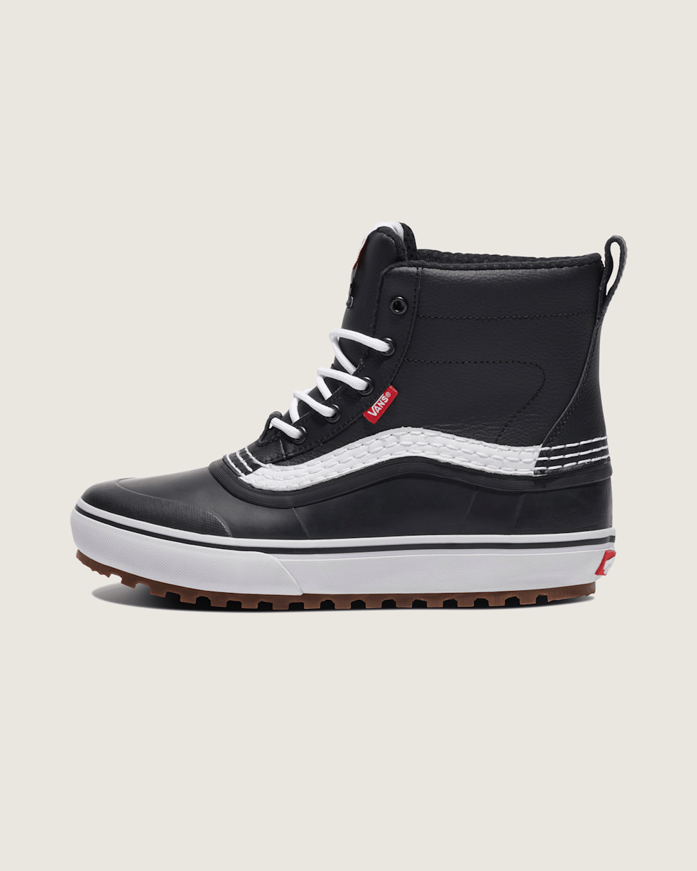Men Vans Standard Mid Waterproof Boot in Black