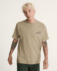 Men Vans Sting Wagon T-Shirt in Bay Leaf Green
