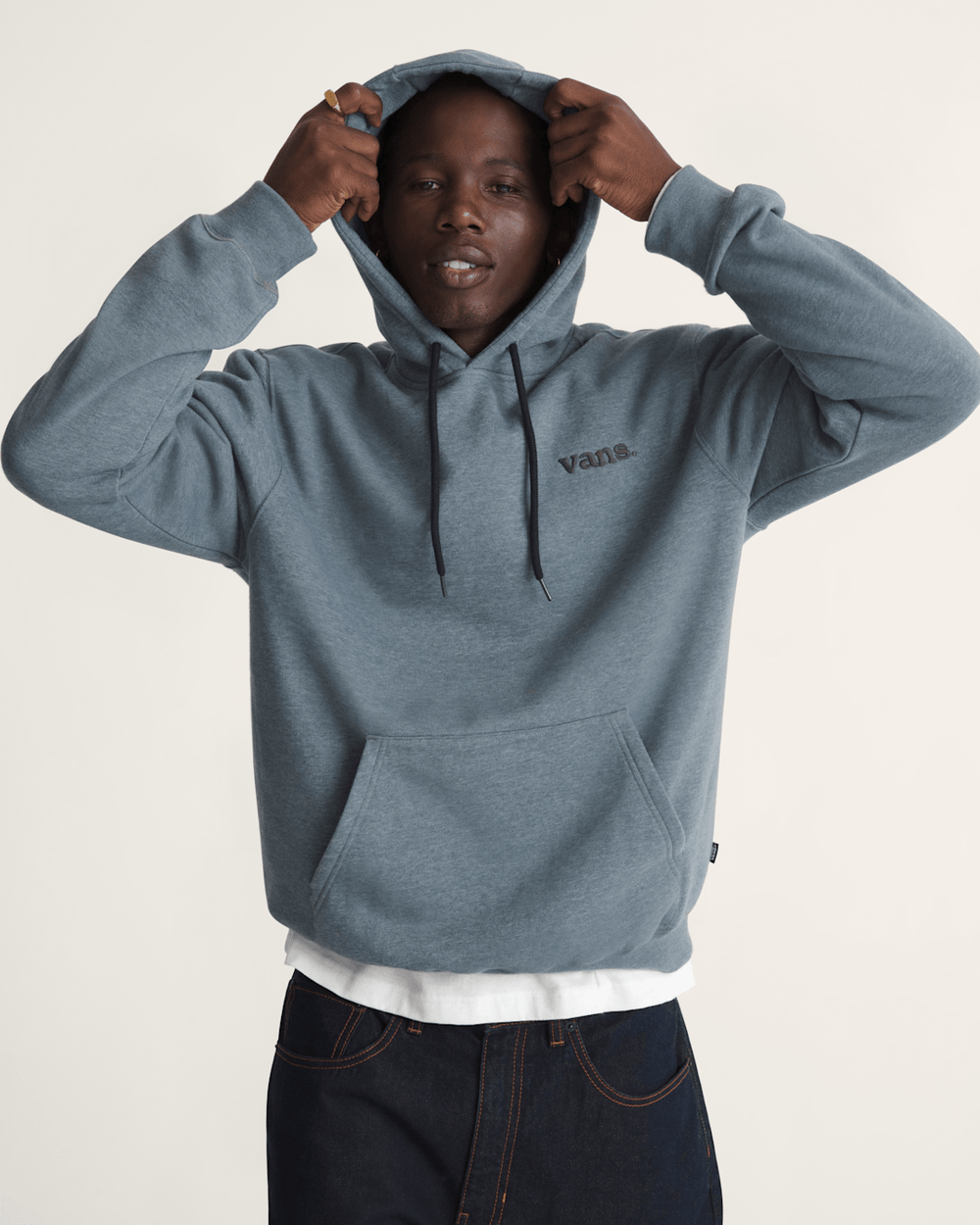 Men Vans Vans 66 Pullover Sweatshirt in Stormy Weather Black