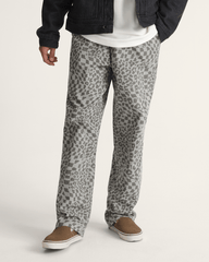Men Vans Range Baggy Pants in Drizzle Grey