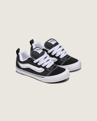 Kids Vans Big Kids Knu Skool Shoe in Black / True White