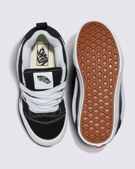 Kids Vans Little Kids Knu Skool Shoe in Black / True White