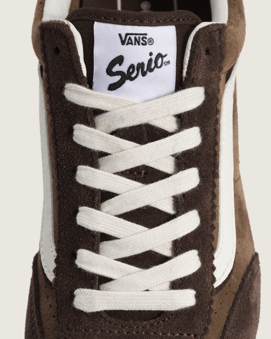Women Vans Super Lowpro Shoe in Demitasse Brown
