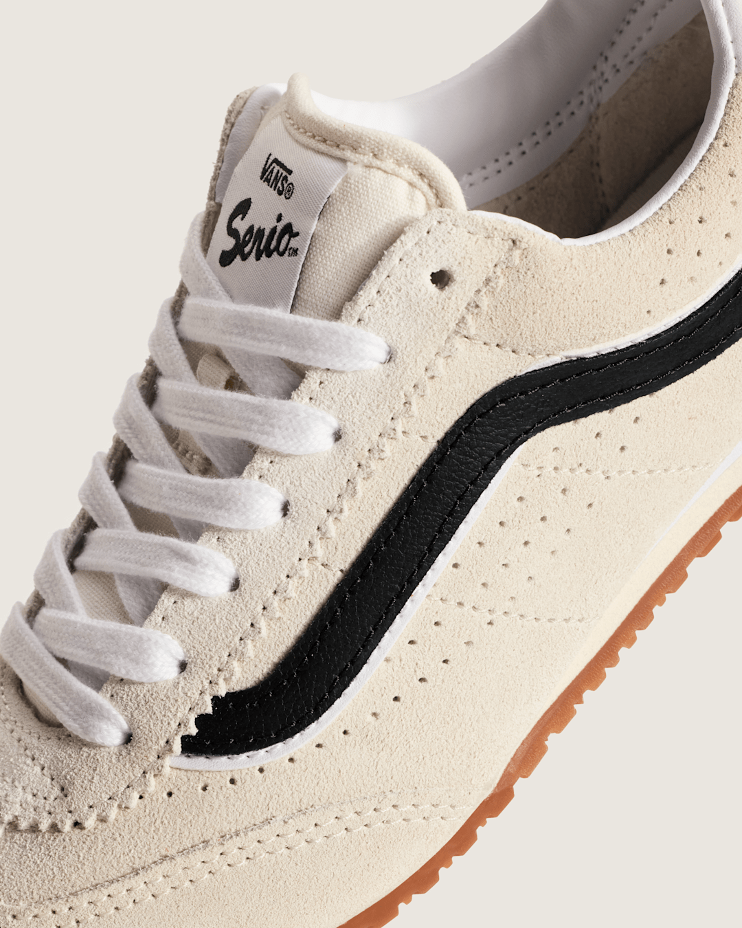Women|Men Vans Super Lowpro Shoe in Marshmallow White