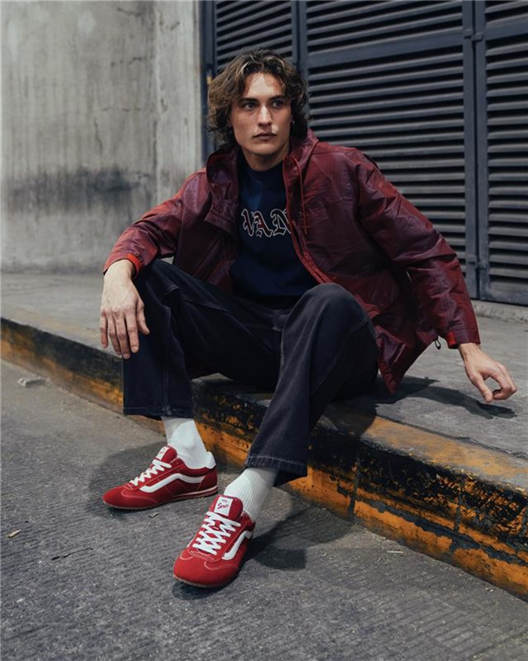 Women|Men Vans Super Lowpro Shoe in Racing Red