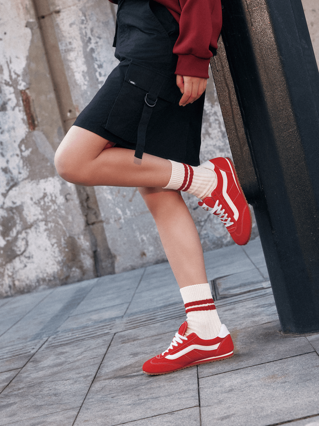 Women|Men Vans Super Lowpro Shoe in Racing Red