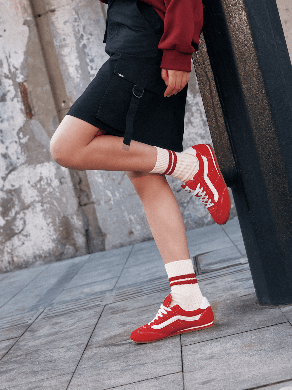 Women|Men Vans Super Lowpro Shoe in Racing Red
