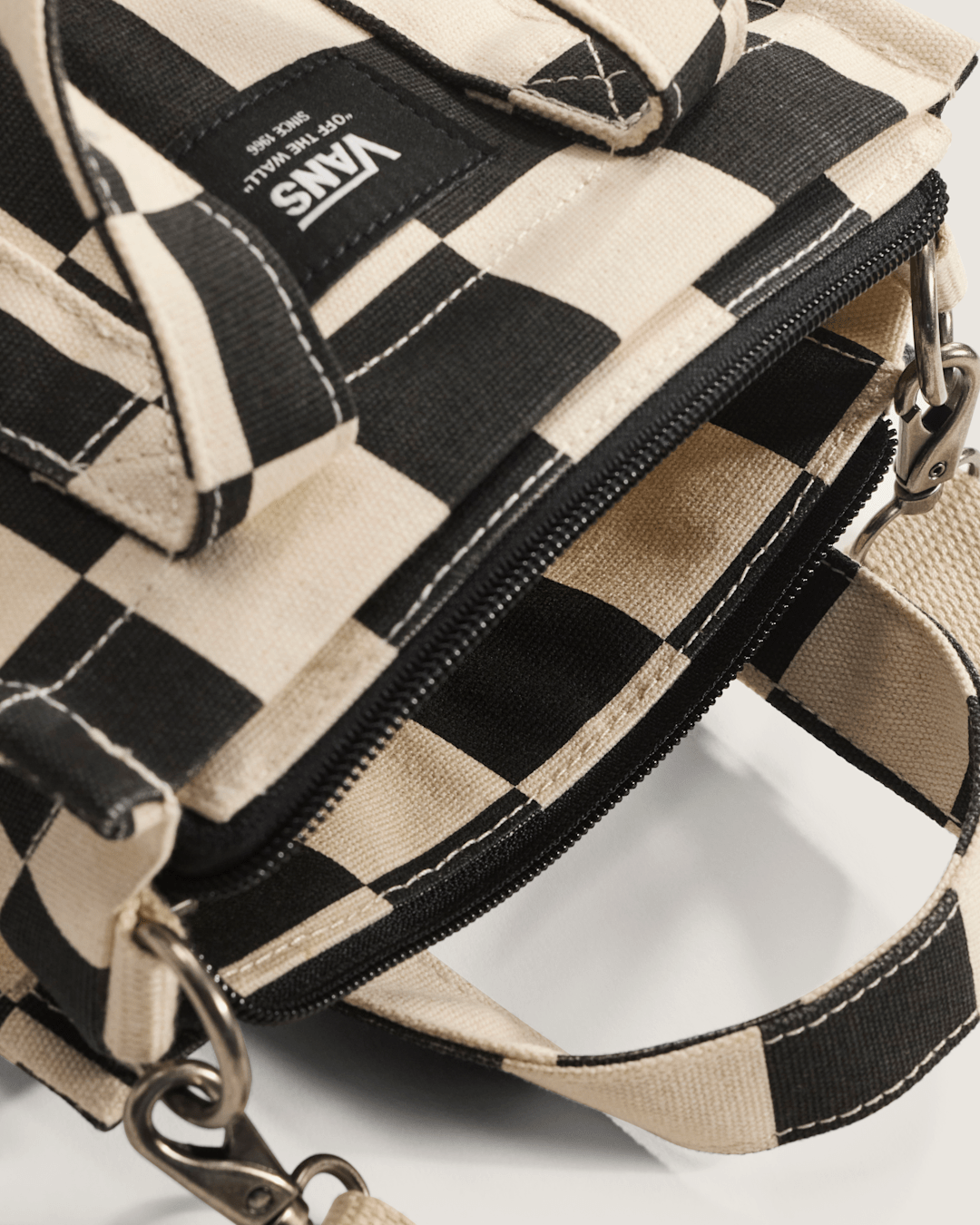 Women|Men Vans Lil Pergs Checkerboard Tote Bag in Antique White / Black