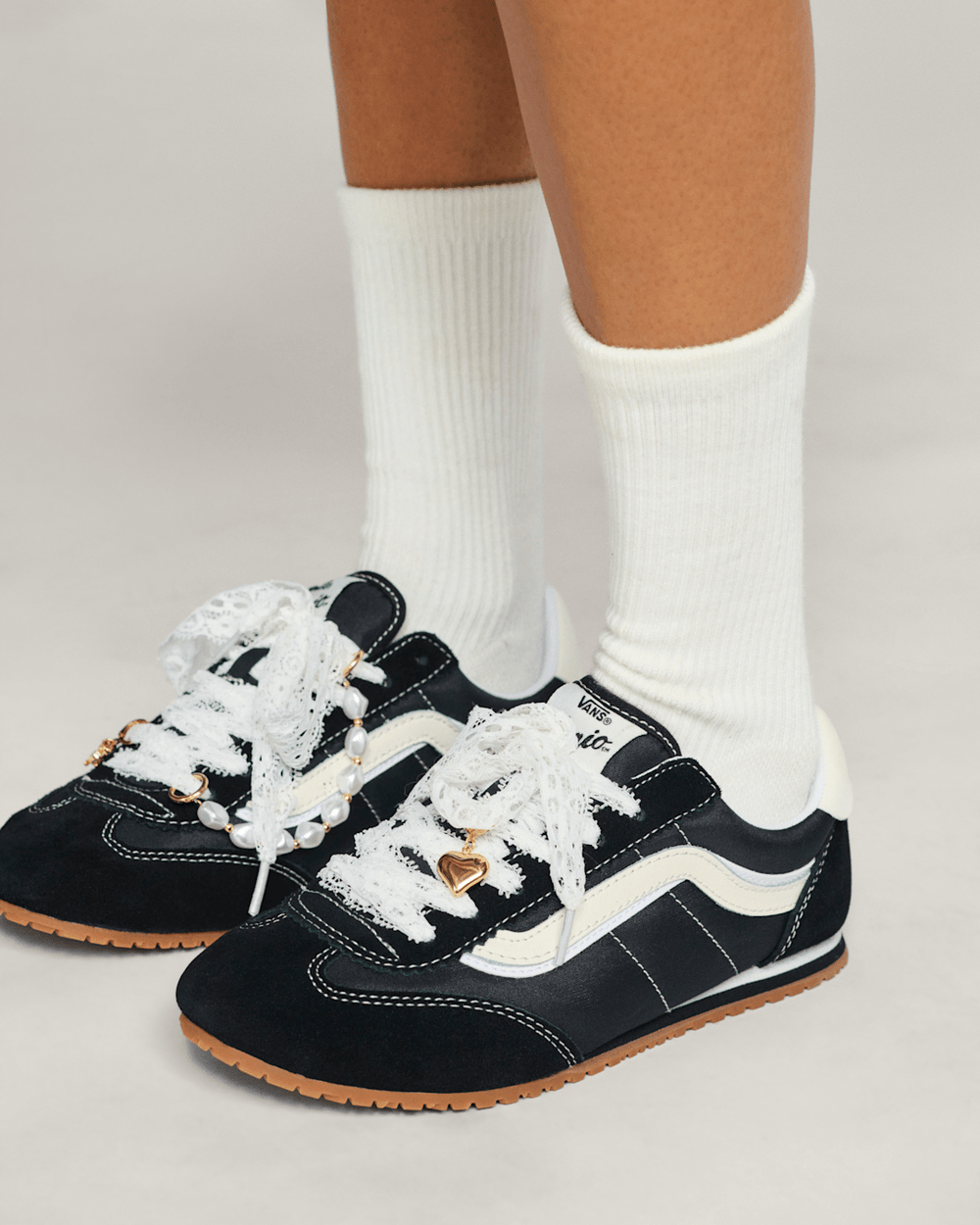 Women|Men Vans Vans Pearl and Lace Shoe Charm Set in White