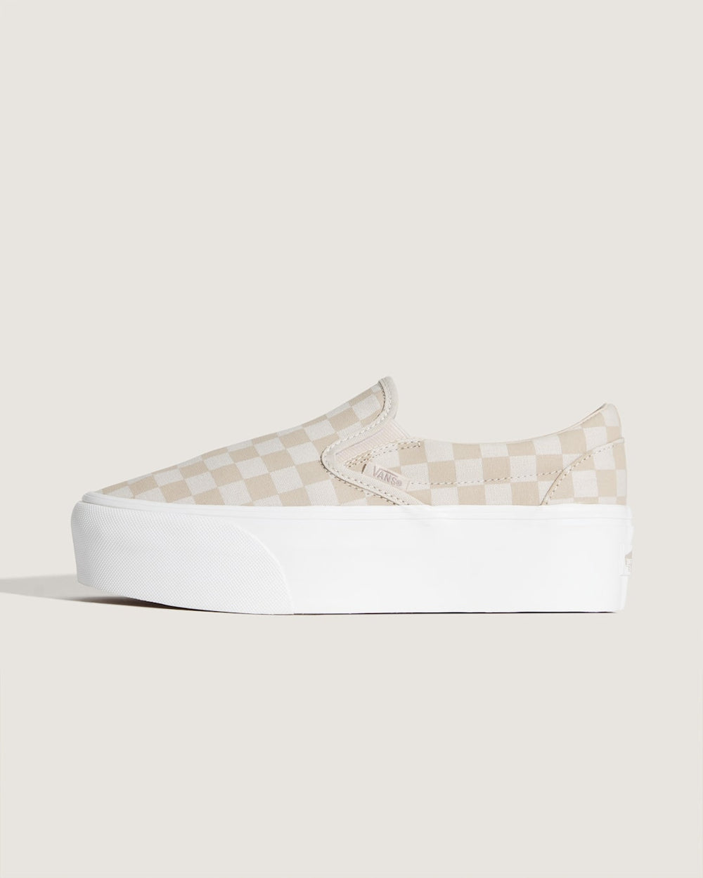 Women Vans Classic Slip-On Platform Checkerboard Shoe in Checkerboard Mushroom Brown / Marshmallow White