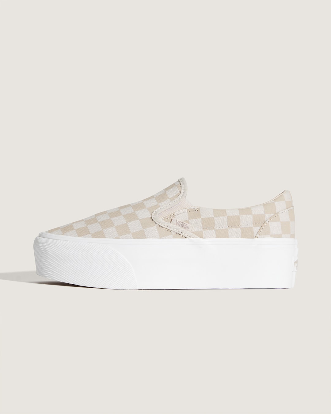Women Vans Classic Slip-On Platform Checkerboard Shoe in Checkerboard Mushroom Brown / Marshmallow White