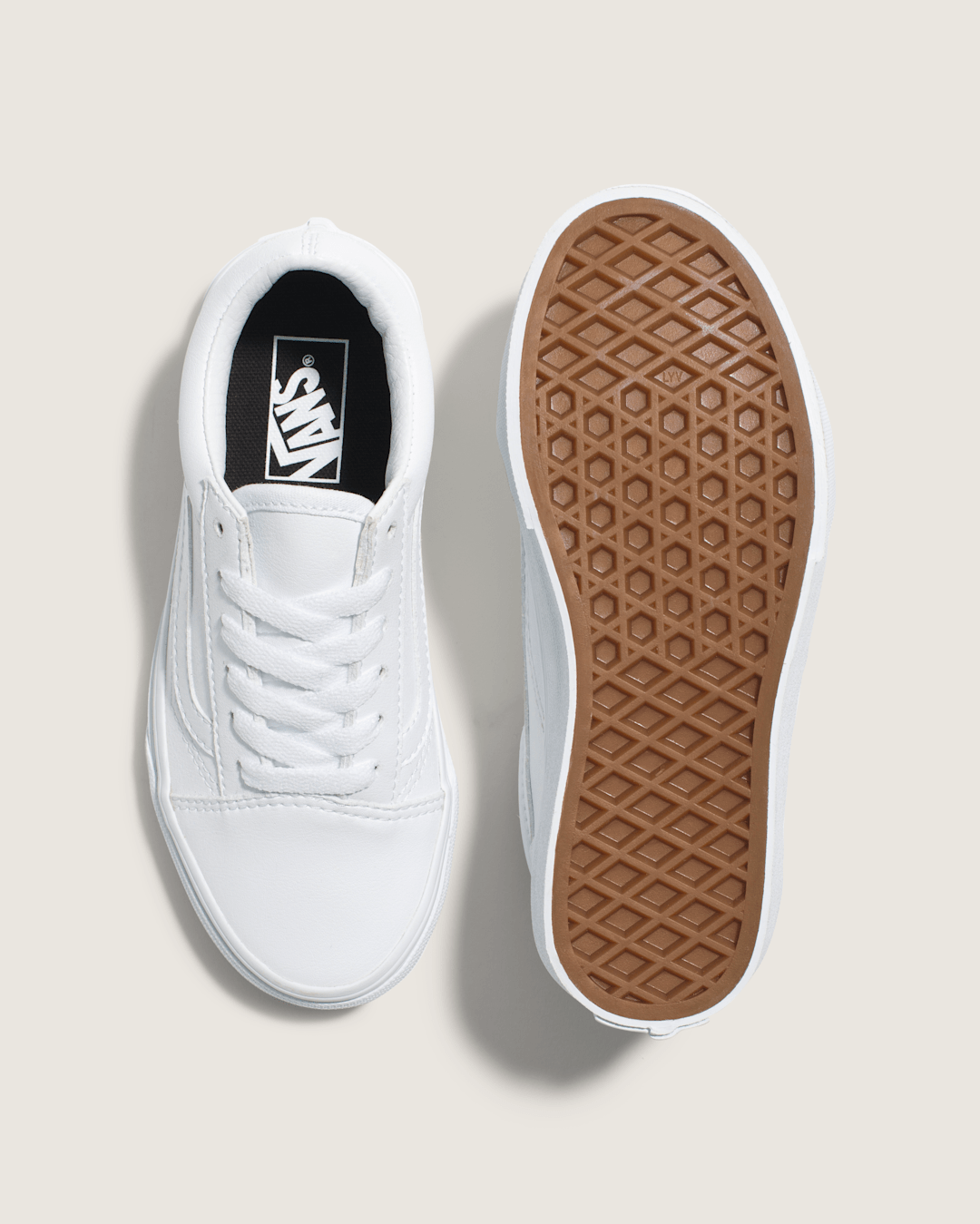 Women|Men Vans Old Skool Shoe in True White