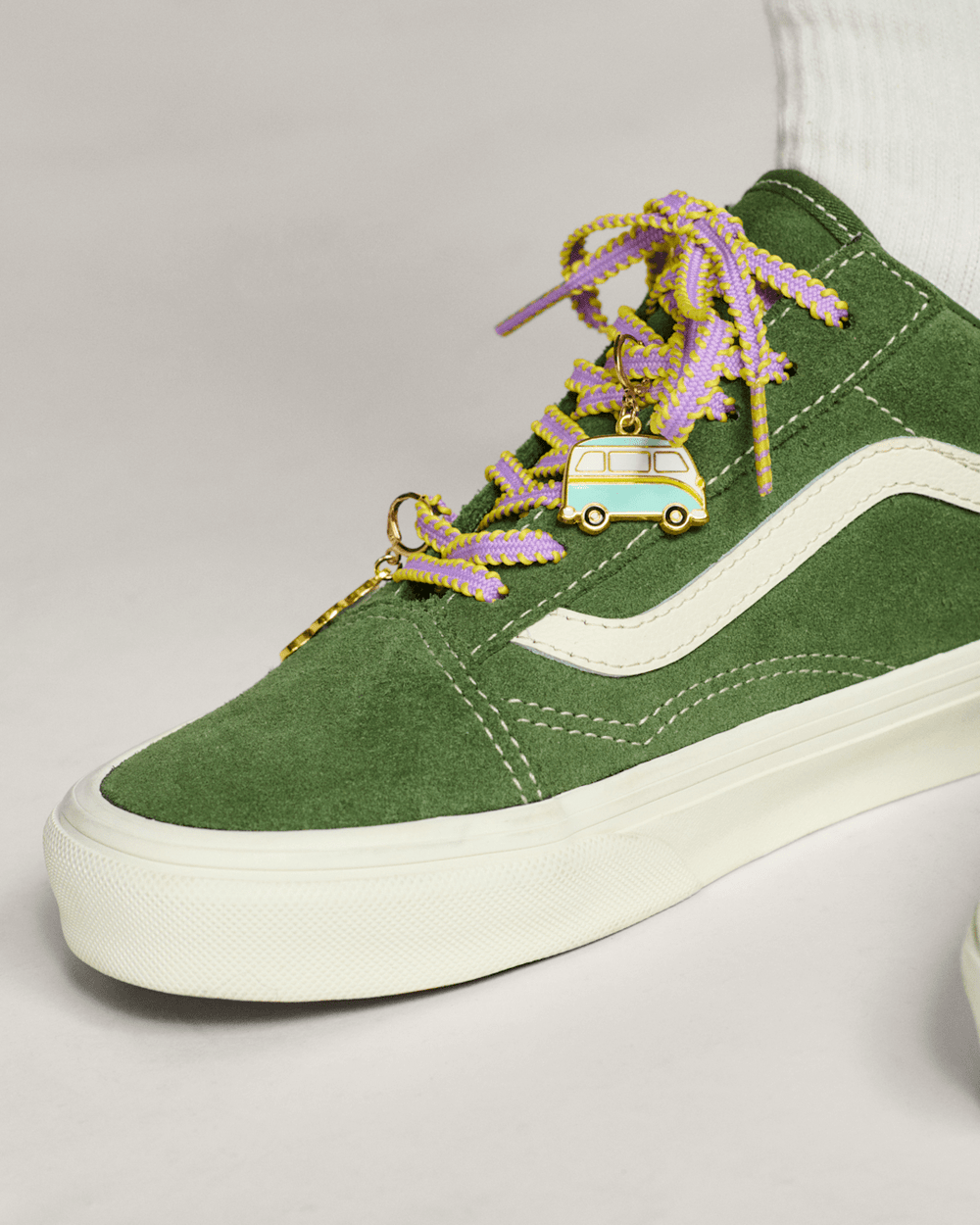 Women|Men|Kids Vans Vans Retro California Shoe Charm Set in Yellow