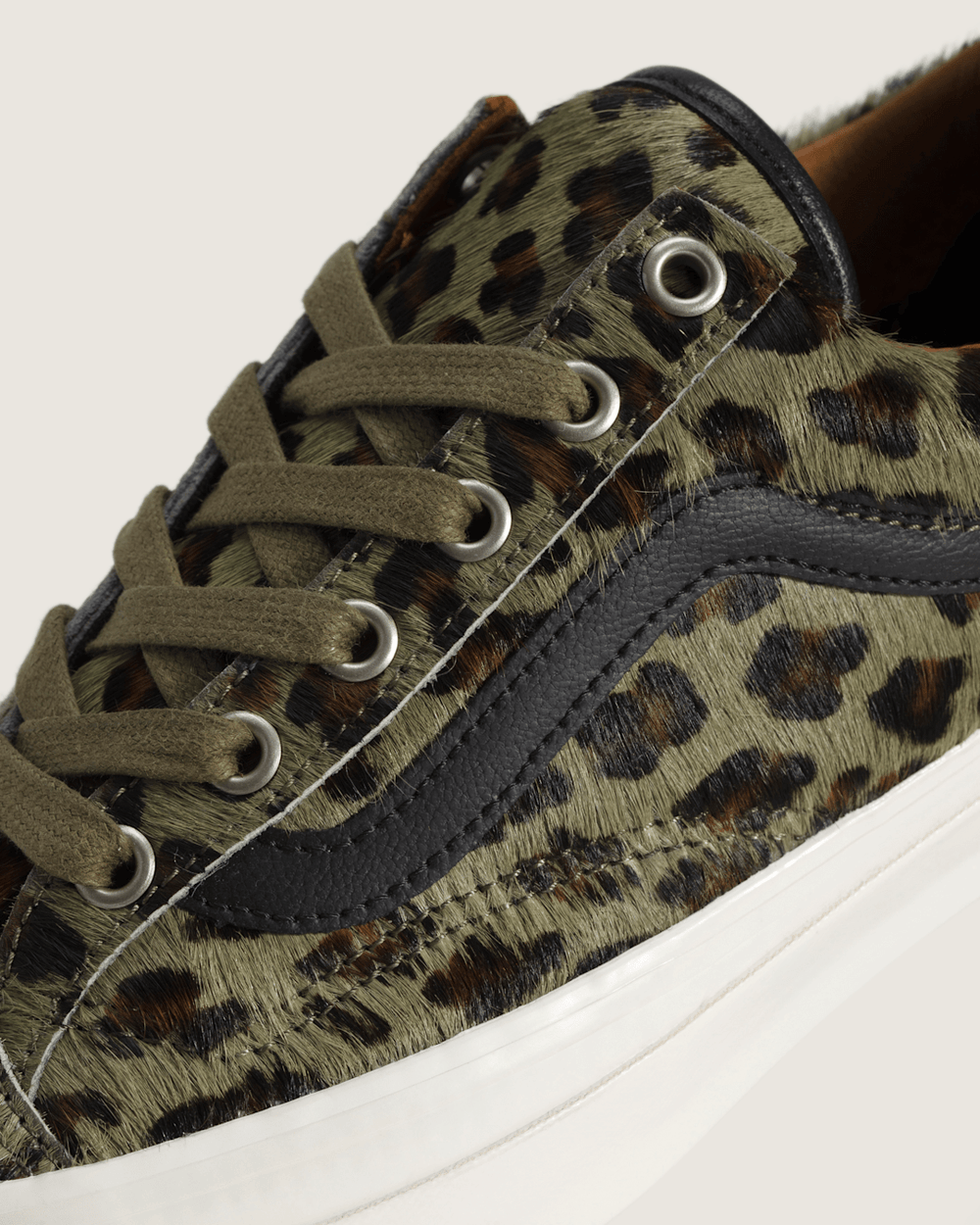 Women Vans Premium Old Skool 36 Shoe in Cheetah Olive Green