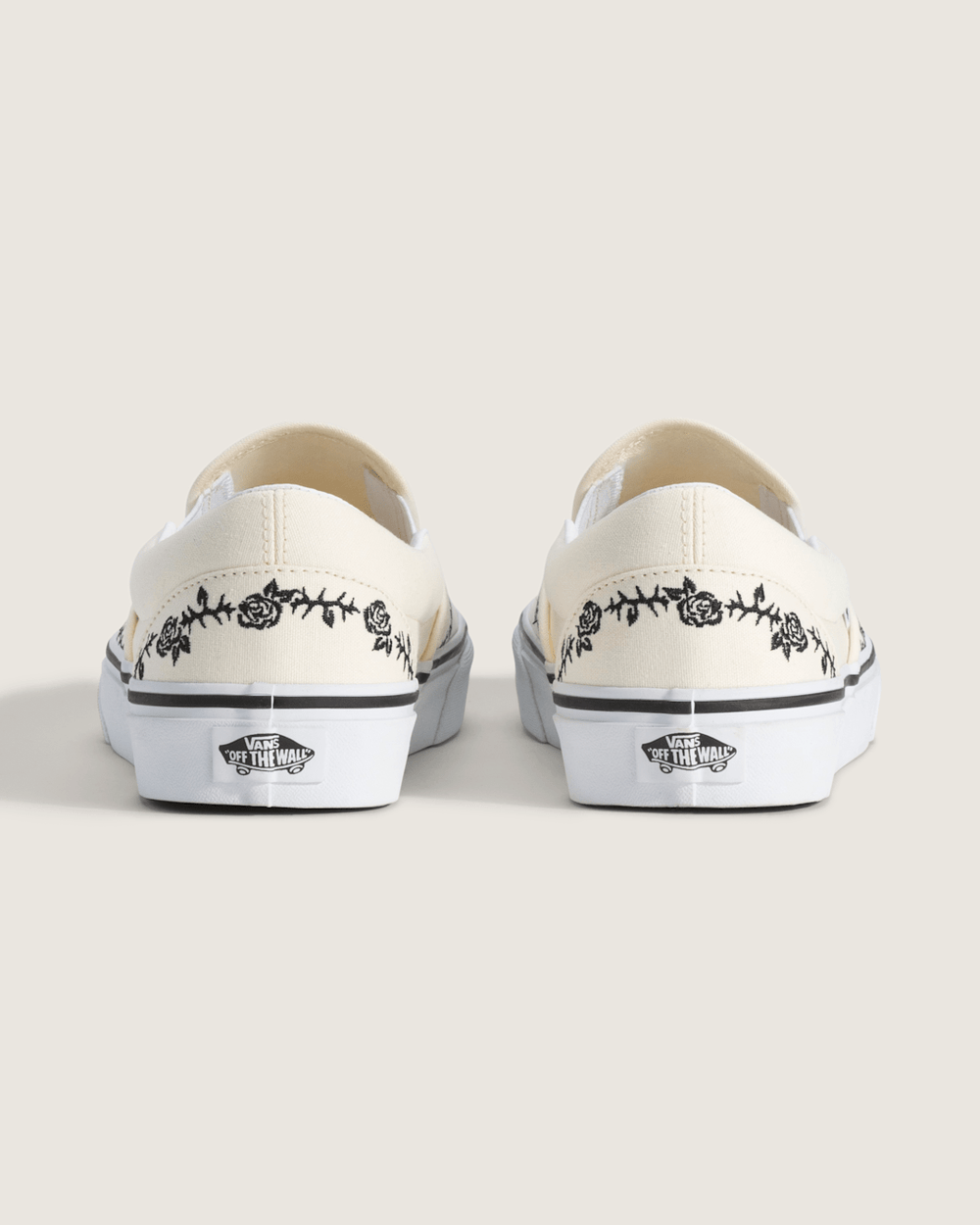 Women|Men Vans Classic Slip-On Shoe in Classic White