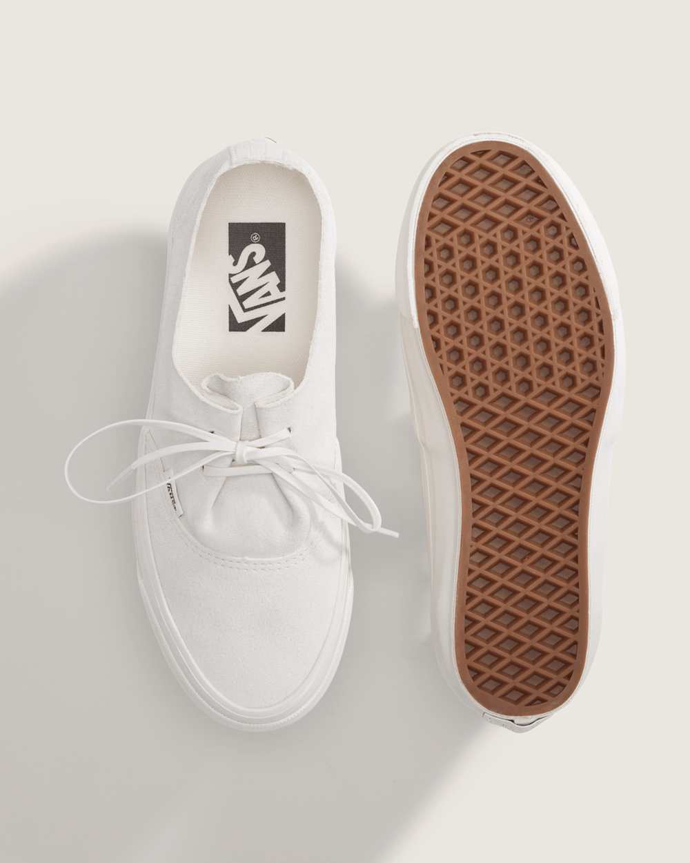 Women Vans Premium Authentic Ease Shoe in Blanc De Blanc White