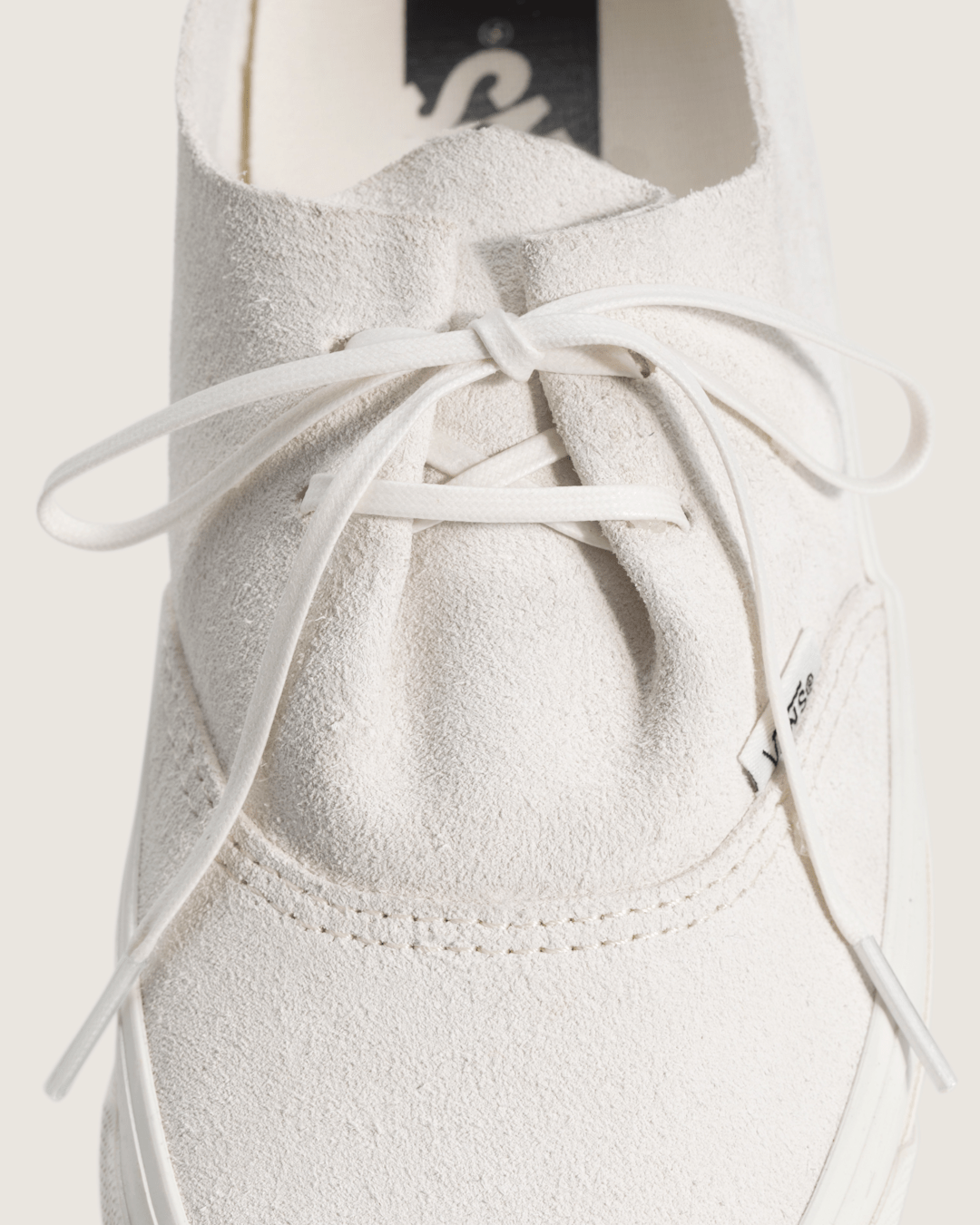 Women Vans Premium Authentic Ease Shoe in Blanc De Blanc White