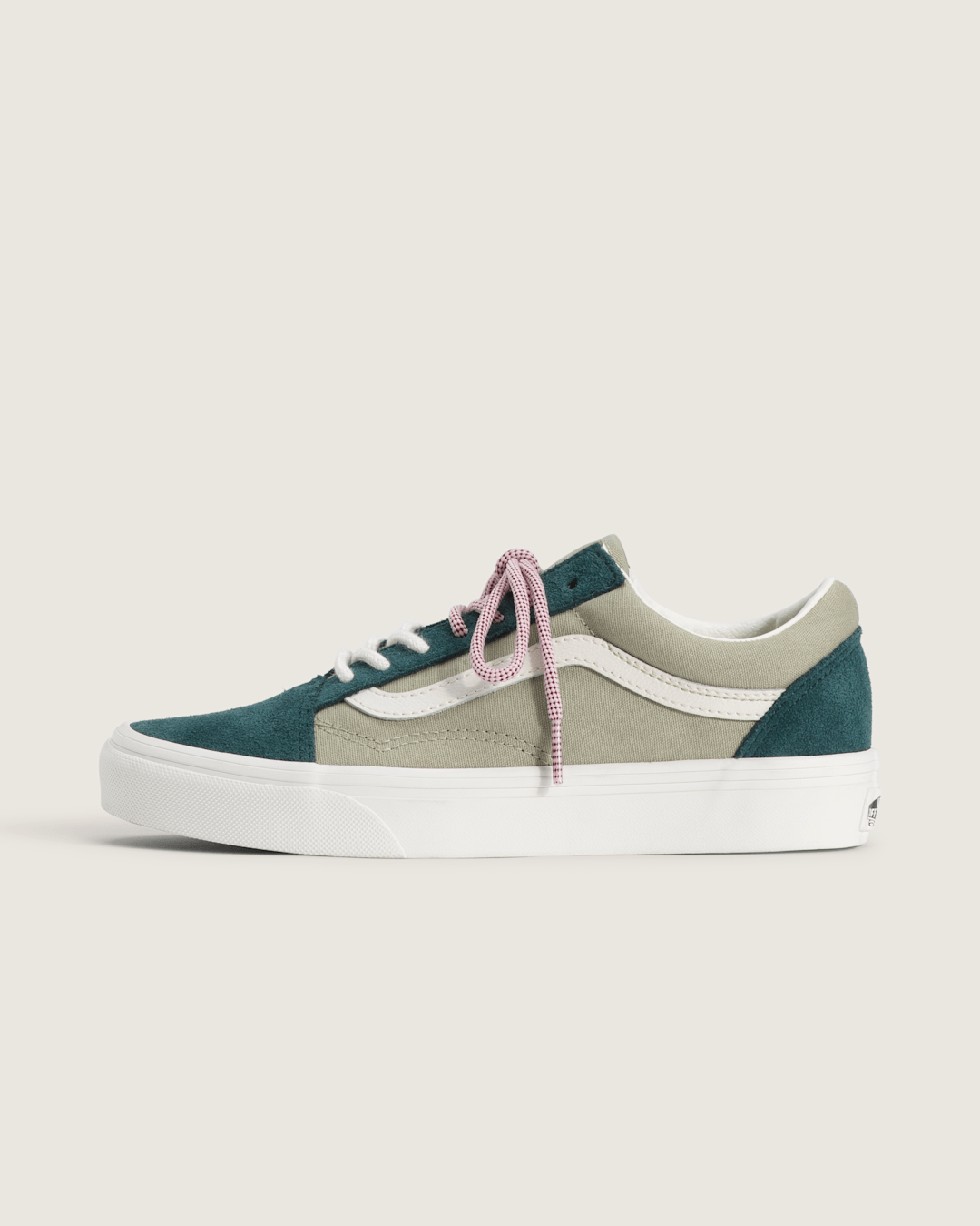Women Vans Old Skool Shoe in Pink / Green