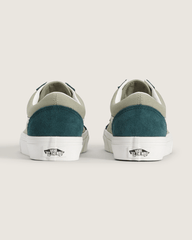 Women Vans Old Skool Shoe in Pink / Green