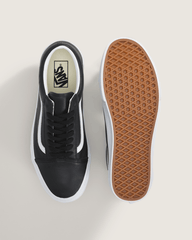 Women|Men Vans Old Skool Shoe in Black / True White