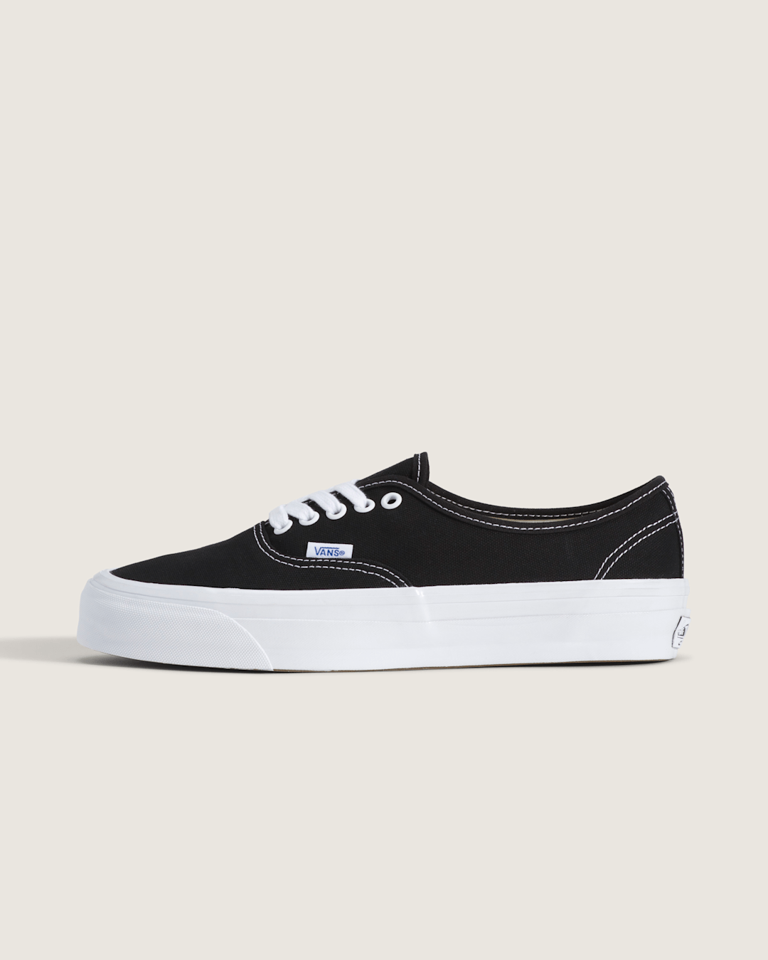 Women|Men Vans Premium Authentic Shoe in Black / White