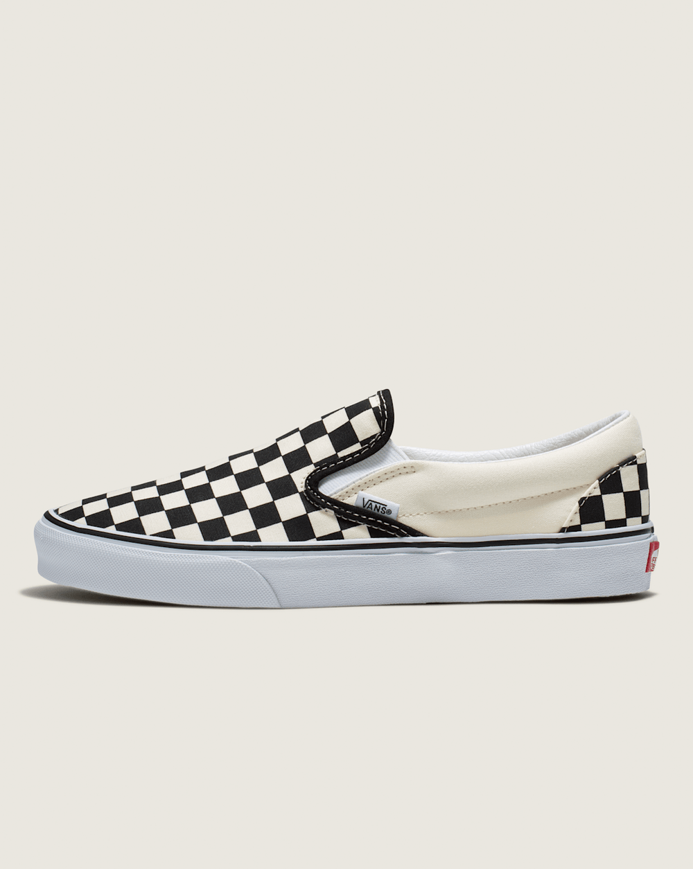 Women|Men Vans Classic Slip-On Wide Checkerboard Shoe in Checkerboard Black / Classic White