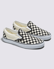 Women|Men Vans Classic Slip-On Wide Checkerboard Shoe in Checkerboard Black / Classic White