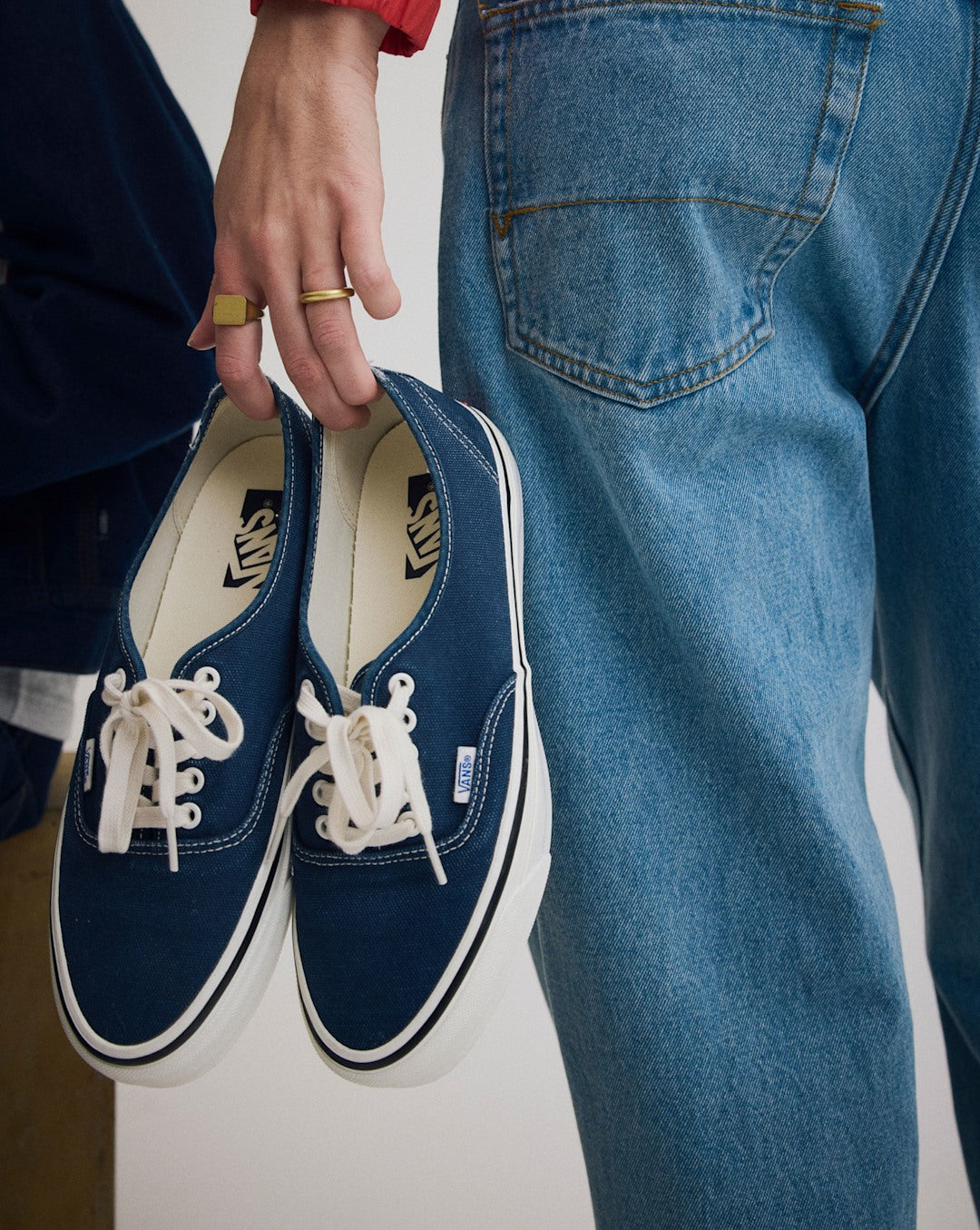 Women|Men Vans Premium Authentic Shoe in Parisian Night Blue