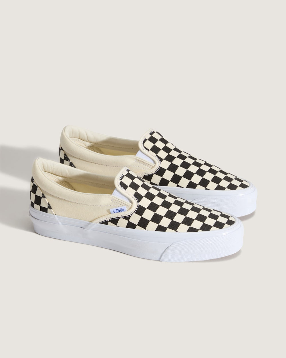 Women|Men Vans Premium Slip-On Checkerboard Shoe in Checkerboard Black / Off White