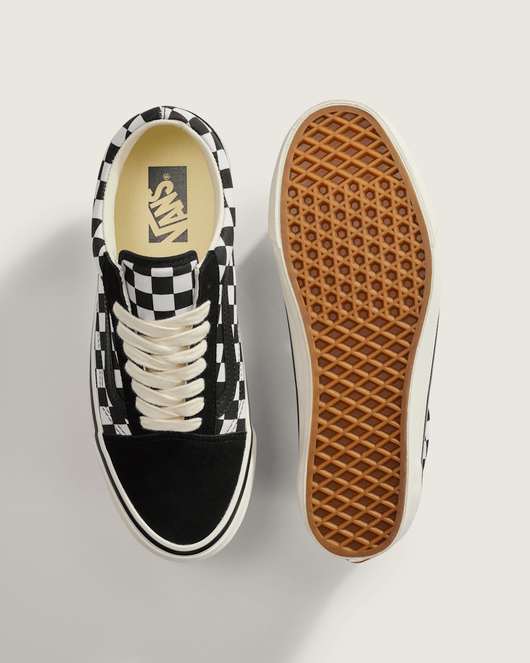 Women|Men Vans Premium Old Skool Checkerboard Shoe in Black / White